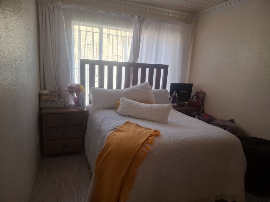 3 Bedroom Property for Sale in Maokeng Free State